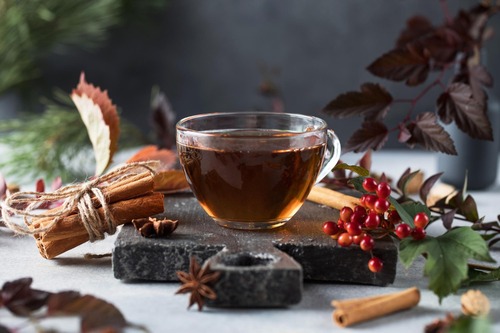 Пряный чайот компании AhmadTea