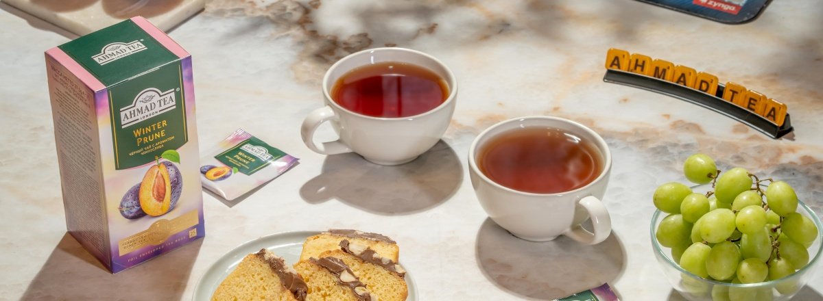 Простой рецепт холодного чая с Winter Prune Ahmad Tea