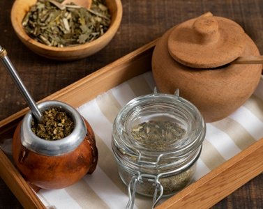 Как хранить чай: влияние света, воздуха и влажности на качество